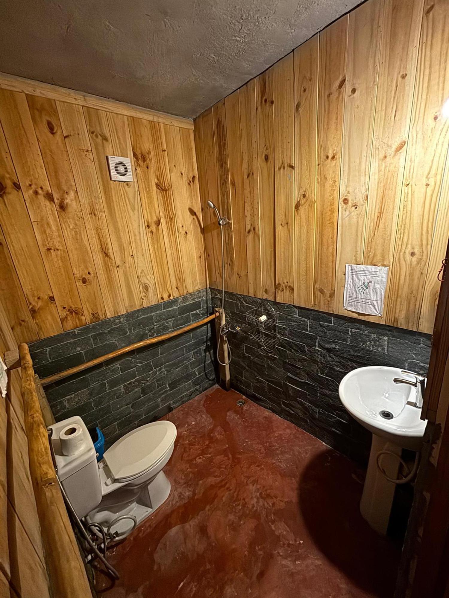 Hostel La Ballena Backpacker 拉斯加勒拉斯 外观 照片