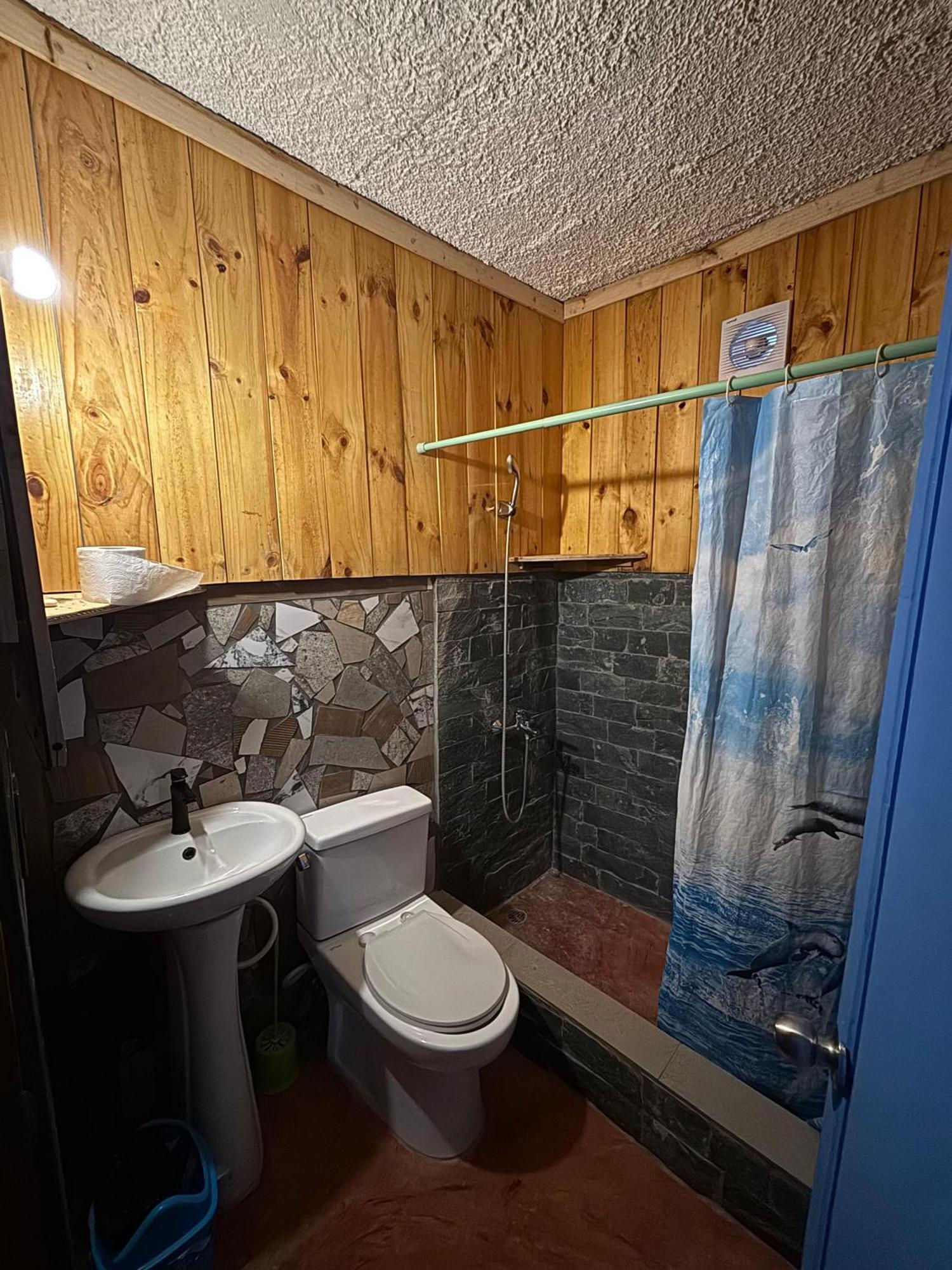 Hostel La Ballena Backpacker 拉斯加勒拉斯 外观 照片